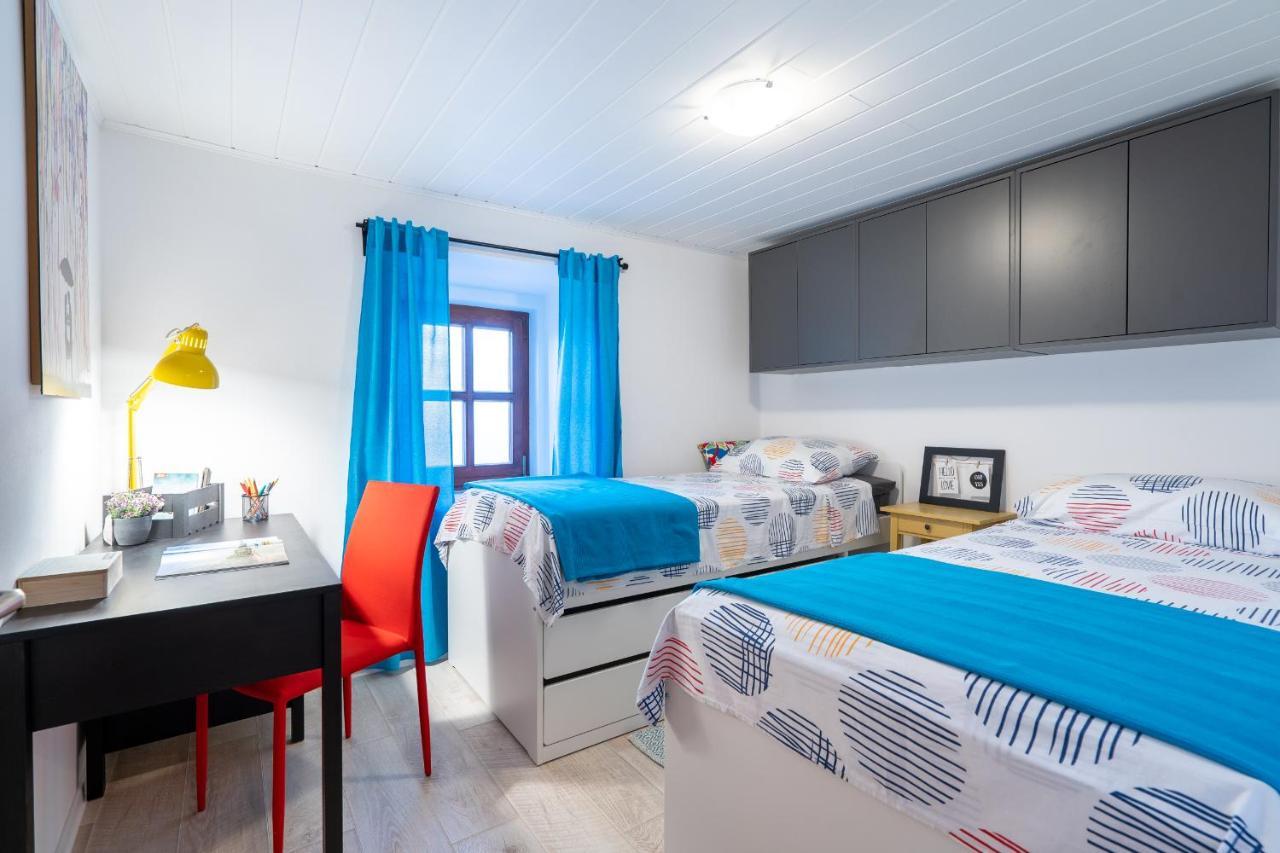 Holiday House Nova Stara Baška エクステリア 写真